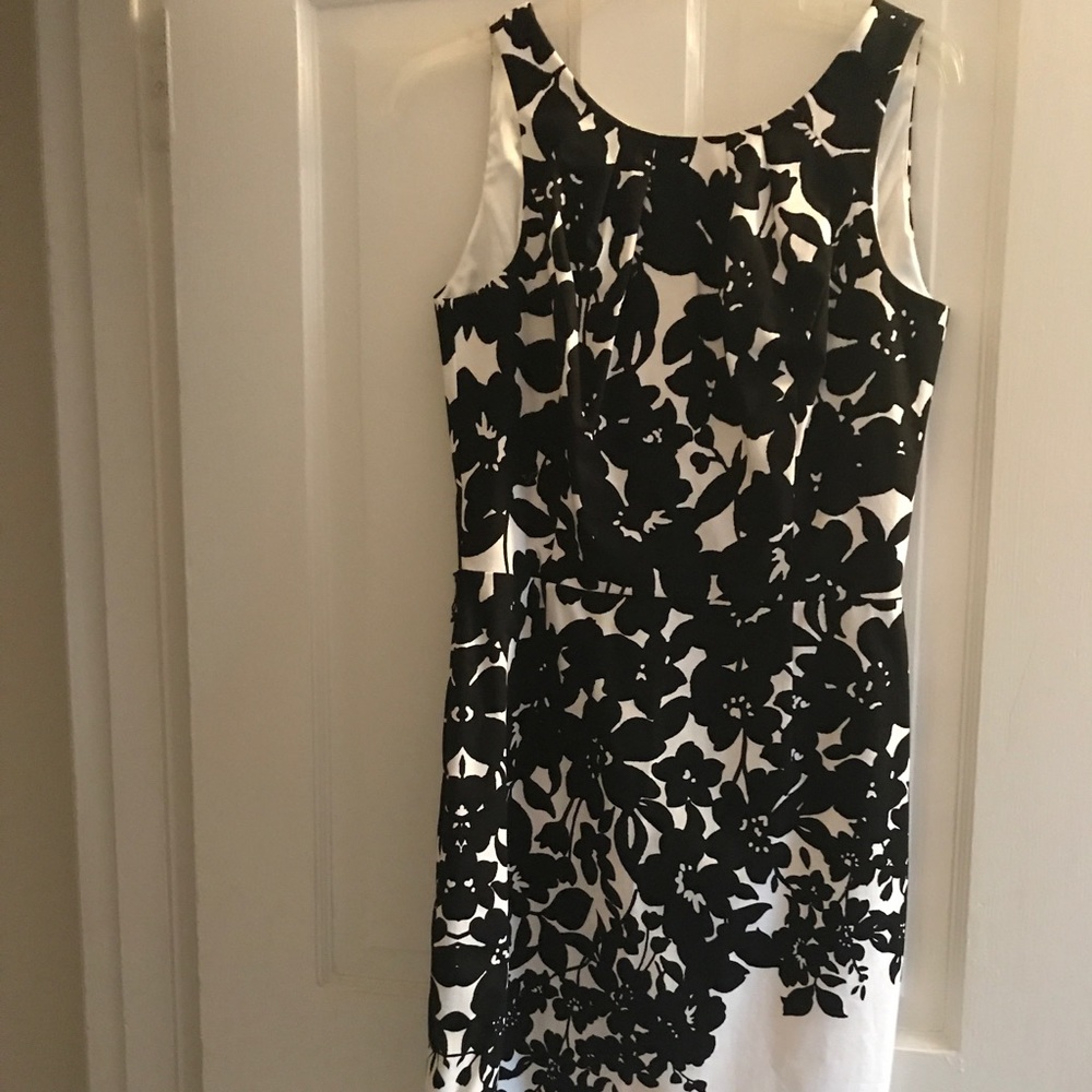 Black and white floral WHBM summer dress